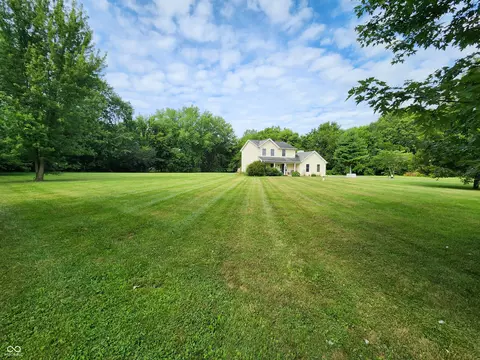 Exterior - 211 Danci Dr, Pendleton, IN 46064 photo 2 of 6