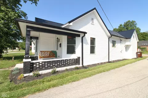 30 W College St, North Vernon, IN 47265
