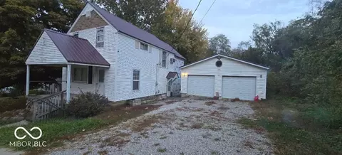 307 N Cross St, Waveland, IN 47989
