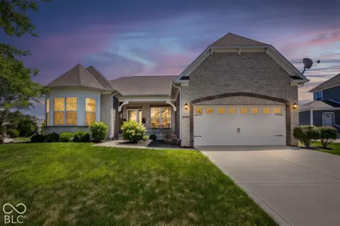 10155 Blue Ribbon Blvd, Fishers, IN 46040