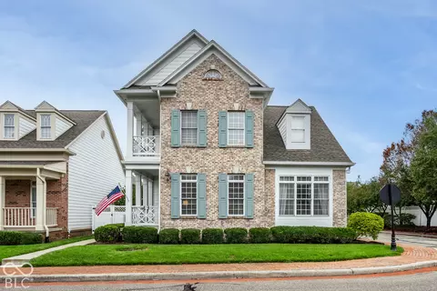 8156 Heyward Dr, Indianapolis, IN 46250