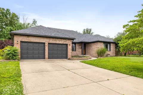 4731 Silver Springs Dr, Greenwood, IN 46142