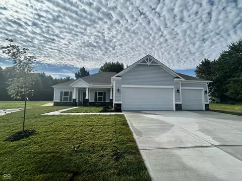2006 Sandhill Dr, Seymour, IN 47274