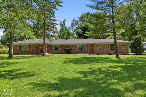 313 E 275 S, Shelbyville, IN 46176
