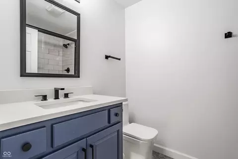 Bath - 10546 Coppergate, Carmel, IN 46032 photo 10 of 10