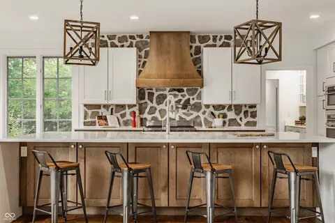Kitchen - 10546 Coppergate, Carmel, IN 46032 photo 3 of 10