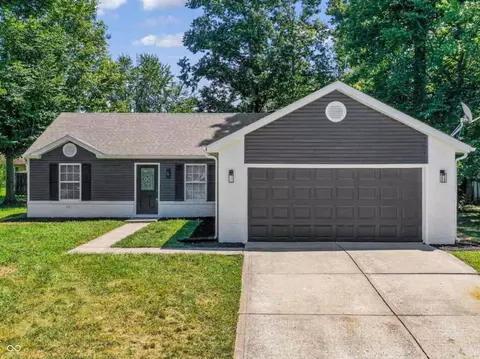 11418 Cherry Lake Cir, Indianapolis, IN 46235