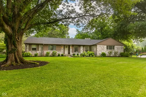 3720 Briarwood Dr, Indianapolis, IN 46240