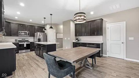 Kitchen - 147 Carrick Glen Blvd, Pendleton, IN 46064 photo 1 of 4