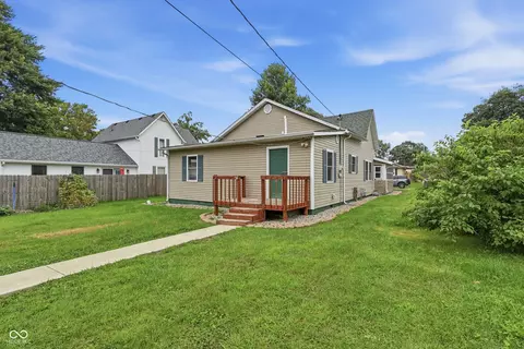 Exterior - 1019 N John St, Lapel, IN 46051 photo 3 of 4