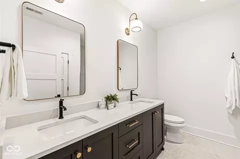 Bath - 11896 Spring Mill Rd, Carmel, IN 46032 photo 5 of 6