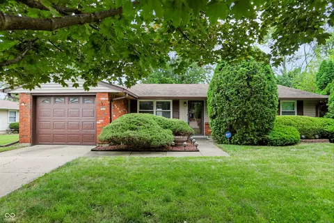 10301 Nassau Ln, Indianapolis, IN 46229