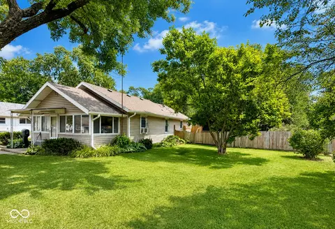 5028 Columbus Ave, Anderson, IN 46013