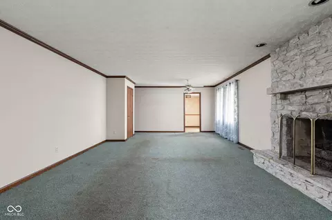 Living - 6009 Apache Dr, Indianapolis, IN 46254 photo 2 of 5