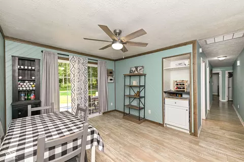Dining - 7316 S Woodrow Dr, Pendleton, IN 46064 photo 4 of 4