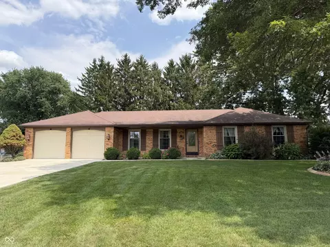 4710 Summer Dr, Anderson, IN 46012