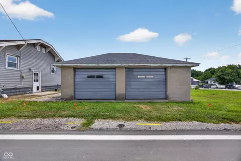 Exterior - 8006 E Main, Dugger, IN 47848 photo 8 of 10