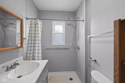 Bath - 8006 E Main, Dugger, IN 47848 photo 1 of 2