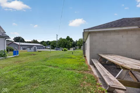 Exterior - 8006 E Main, Dugger, IN 47848 photo 10 of 10