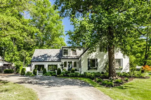 228 E 82nd St, Indianapolis, IN 46240