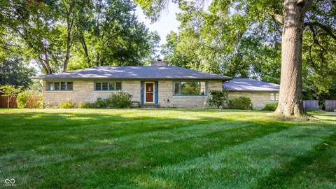 4921 E 69th St, Indianapolis, IN 46220