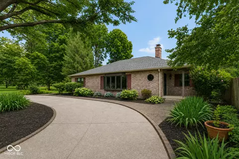 3715 Governors Rd, Indianapolis, IN 46208