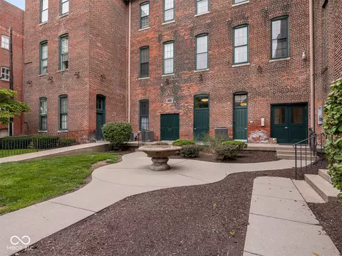 970 Fort Wayne Ave #301, Indianapolis, IN 46202