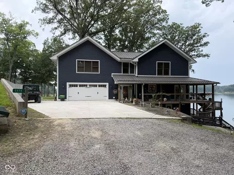 2370 S Oak Dr, Rockville, IN 47872