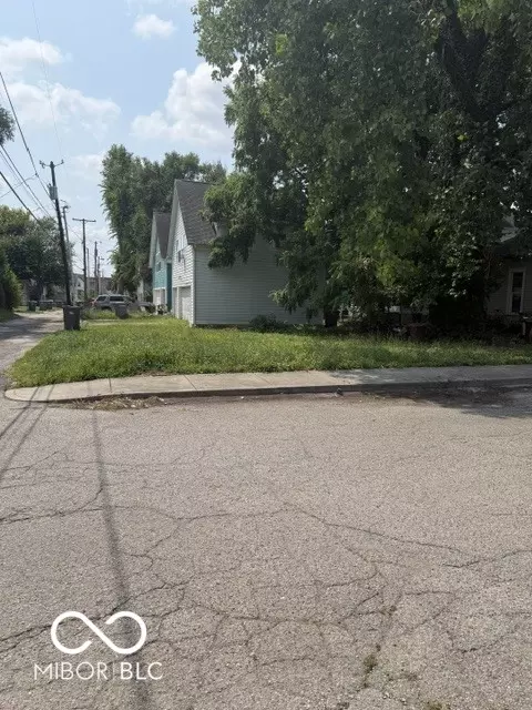 531 E 20th St, Indianapolis, IN 46202 photo 2