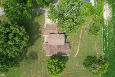 View/Area - 8464 E 25th St, Columbus, IN 47203 photo 9 of 10