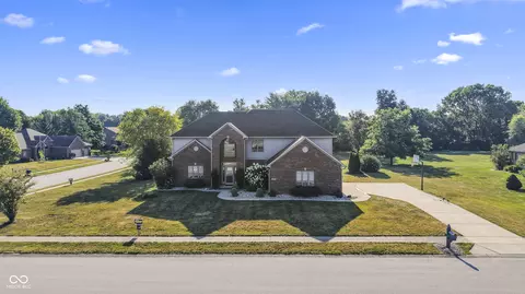 4693 Mccullah Dr, Pittsboro, IN 46167