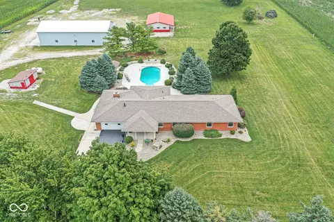 1725 S 200 E, Lebanon, IN 46052
