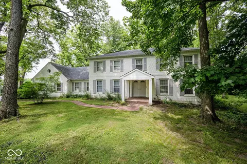 8404 Oaklandon Rd, Indianapolis, IN 46236