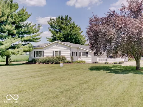 794 W 500 N, Whiteland, IN 46184