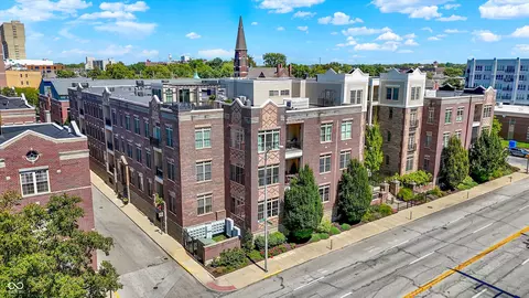 450 E Ohio St #310, Indianapolis, IN 46204