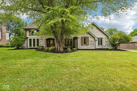 8815 Fathom Crst, Indianapolis, IN 46256