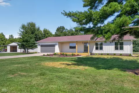 Exterior - 5211 S 450 Rd E, Columbus, IN 47203 photo 8 of 21
