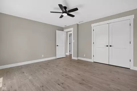 Bedroom - 5211 S 450 Rd E, Columbus, IN 47203 photo 3 of 4