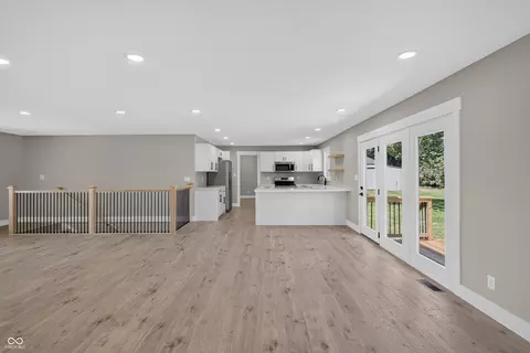 Living - 5211 S 450 Rd E, Columbus, IN 47203 photo 3 of 7