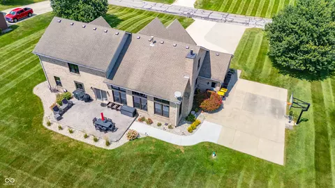 View/Area - 6302 Woodchuck Dr, Pendleton, IN 46064 photo 1 of 9