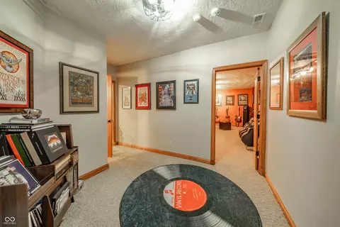 Entry Way - 6302 Woodchuck Dr, Pendleton, IN 46064 photo 3 of 5