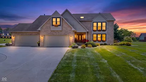 Exterior - 6302 Woodchuck Dr, Pendleton, IN 46064 photo 6 of 10