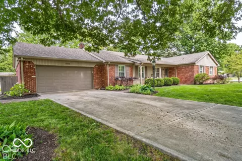 7856 Creekview Cir, Indianapolis, IN 46250