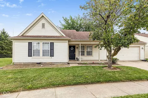 9883 Traditions Ln, Noblesville, IN 46060