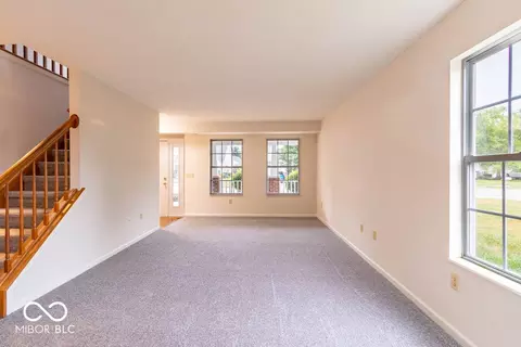 Living - 3872 Cornwallis Ln, Carmel, IN 46032 photo 3 of 5