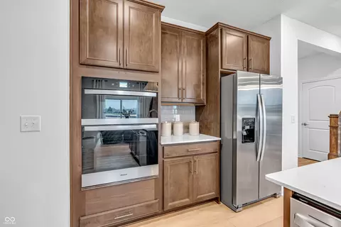 Kitchen - 7876 Harmony Dr, Avon, IN 46123 photo 5 of 6