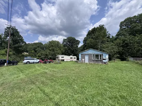 1612 N Lane Dr, Bloomington, IN 47404