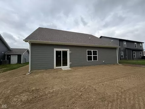 1522 Pebble Beach Dr, Pendleton, IN 46064 photo 11