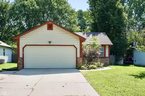 9143 Warwick Rd, Indianapolis, IN 46240