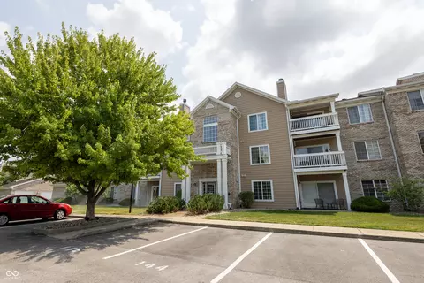 4933 Opal Ridge Lane Ln #208, Indianapolis, IN 46237